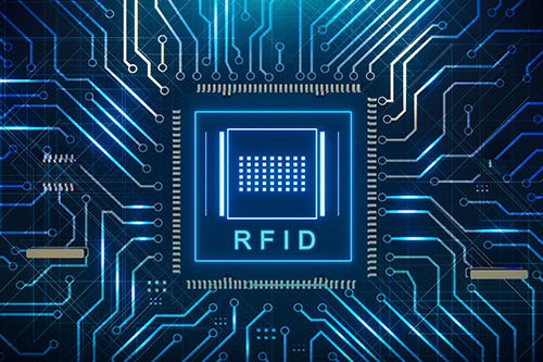 Anvendelse af RFID-teknologi i håndtering af autodele.