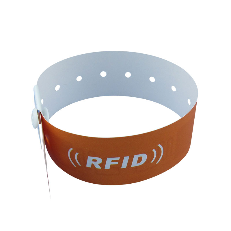 Hvad er forskellen mellem RFID-armbånd og identifikationsarmbånd?