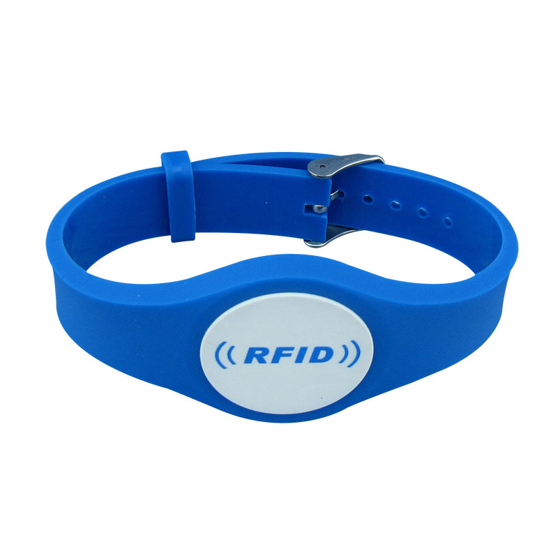 Hvordan fungerer et PVC RFID-armbånd?